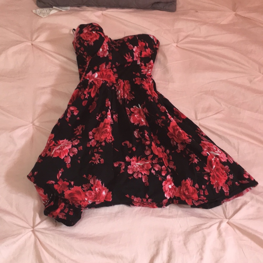 Black flowers skater dress